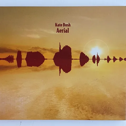 Обложка альбома «Aerial» — исполнитель KATE BUSH