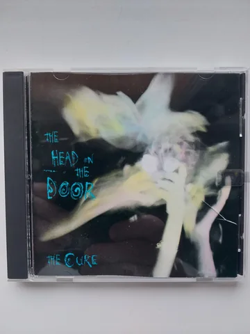 Обложка альбома «The Head On The Door» — исполнитель THE CURE