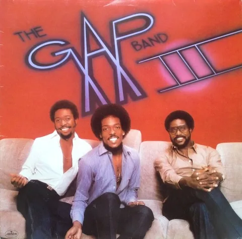 Обложка альбома «The Gap Band III» — исполнитель THE GAP BAND