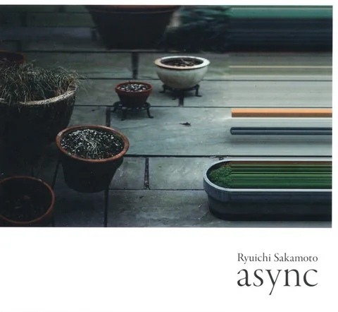 Обложка альбома «async» — исполнитель RYUICHI SAKAMOTO