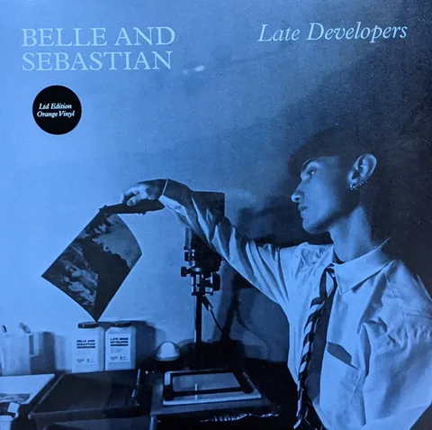 Обложка альбома «Late Developers» — исполнитель BELLE AND SEBASTIAN