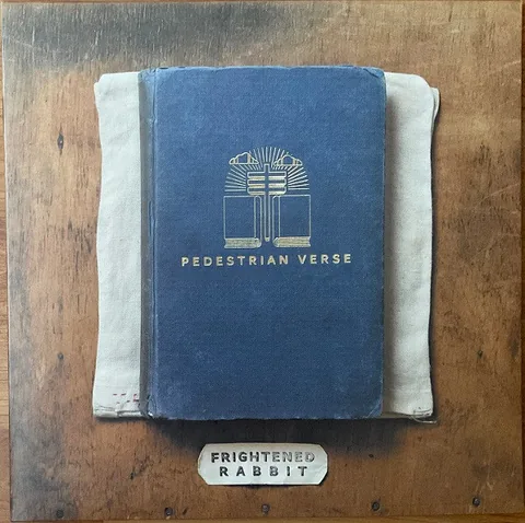 Обложка альбома «Pedestrian Verse» — исполнитель FRIGHTENED RABBIT