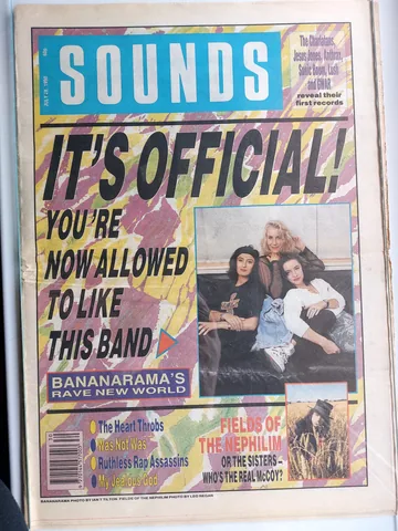 Обложка альбома «JULY, 28, 1990» — исполнитель SOUNDS