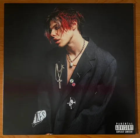 Обложка альбома «Yungblud» — исполнитель YUNGBLUD