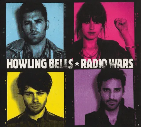 Обложка альбома «Radio Wars» — исполнитель HOWLING BELLS